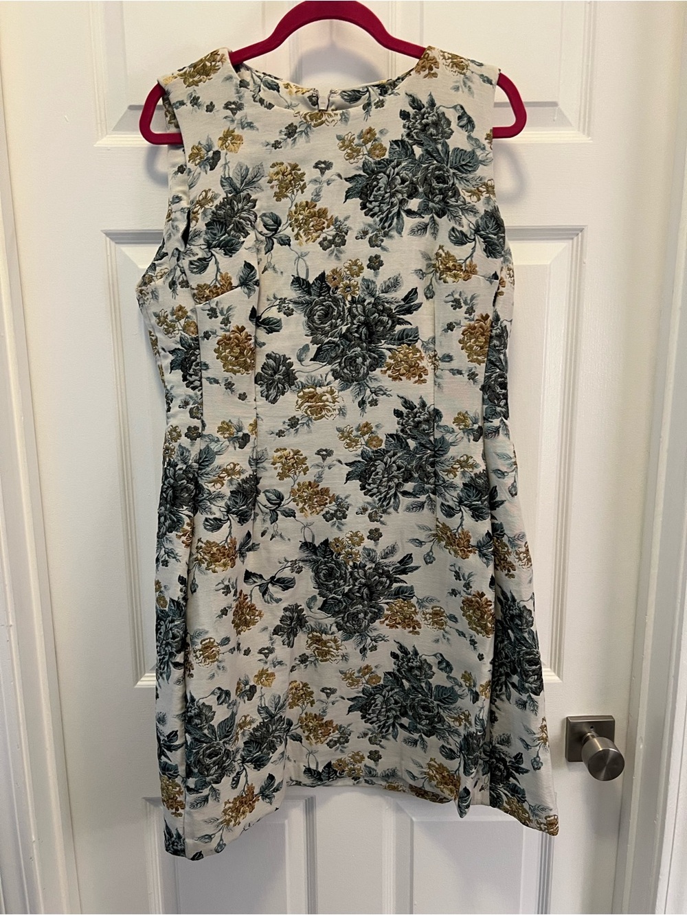 eva mendes for New York & Company Cream Floral Sleeveless A-Line Dress